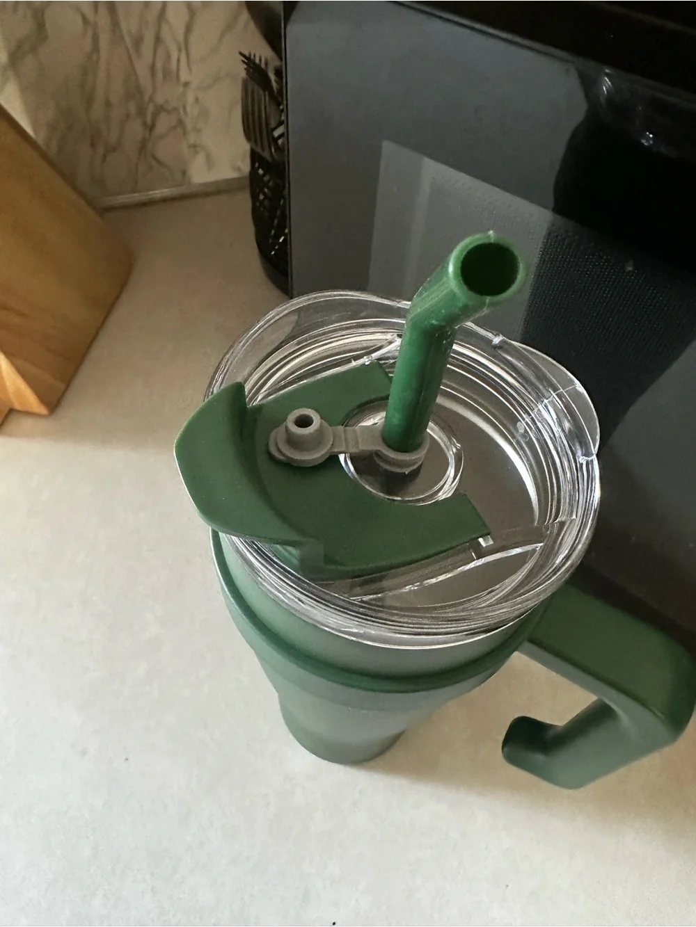 Green Travel Tumbler with Handle and Straw - Insulated Drink Cup 40oz